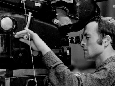 Hannes an Kamera stehend